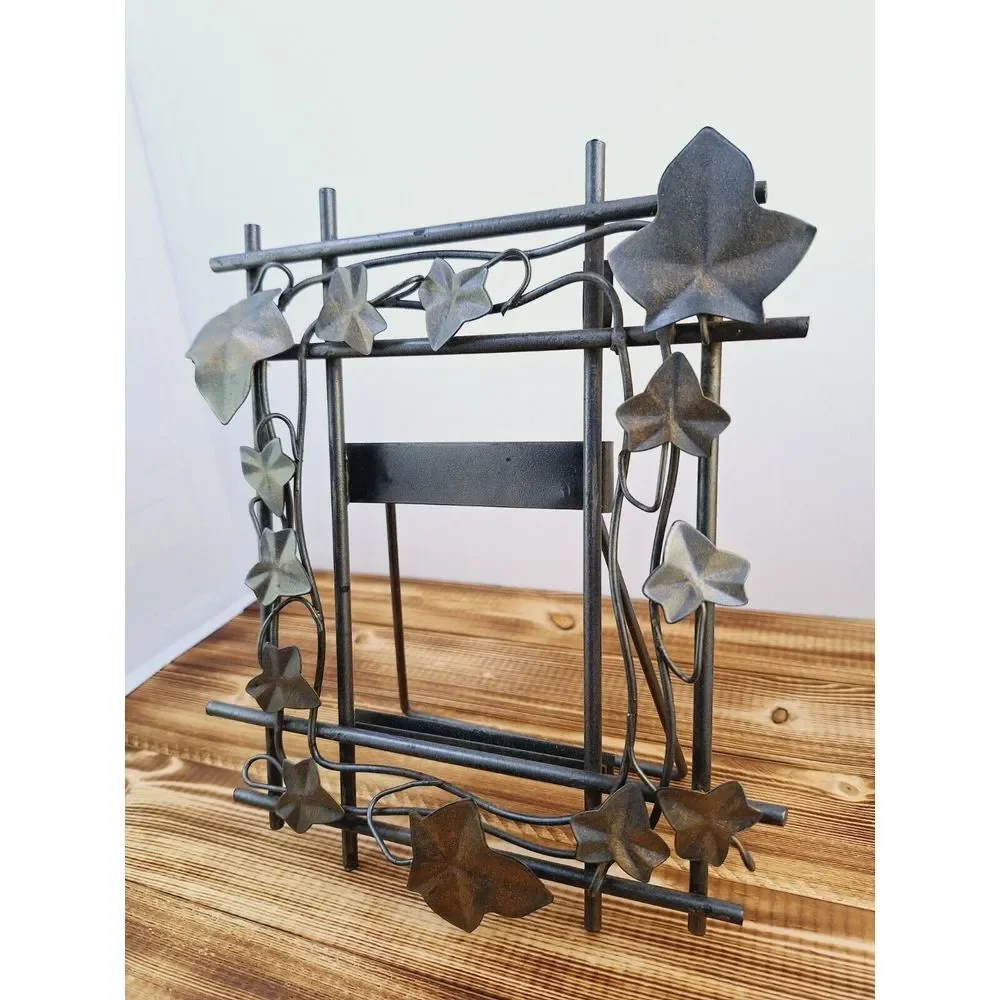 Metal Vine Picture‎ Frame Holds 3x5 Photo Home Decoration